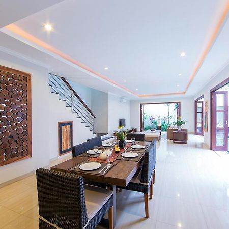 White Lotus Villas Seminyak Esterno foto