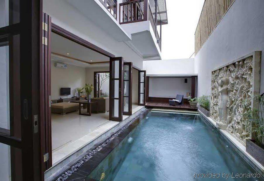 White Lotus Villas Seminyak Esterno foto