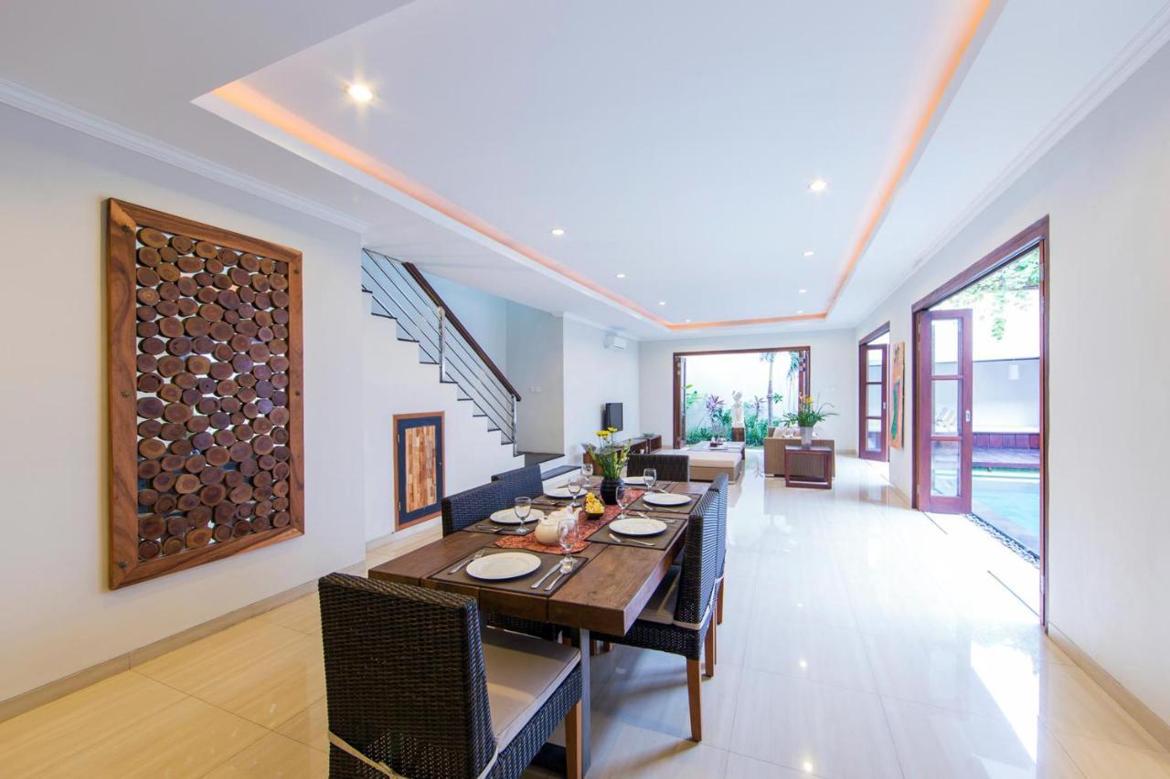 White Lotus Villas Seminyak Esterno foto
