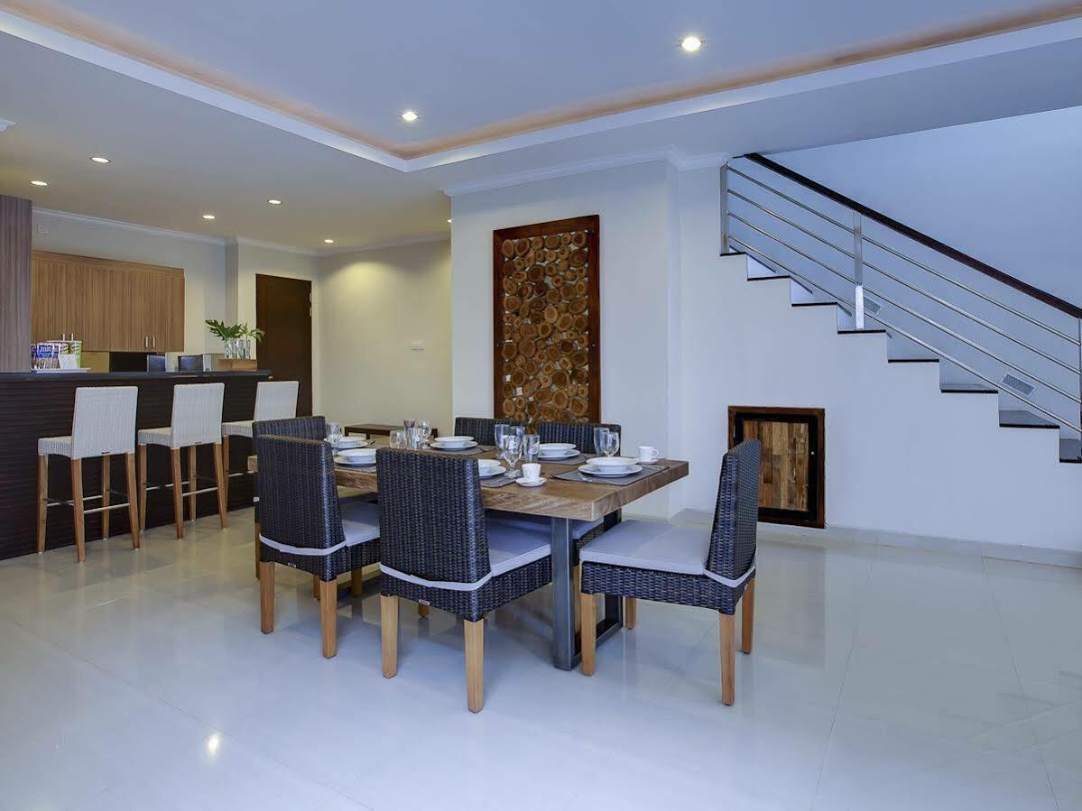 White Lotus Villas Seminyak Esterno foto
